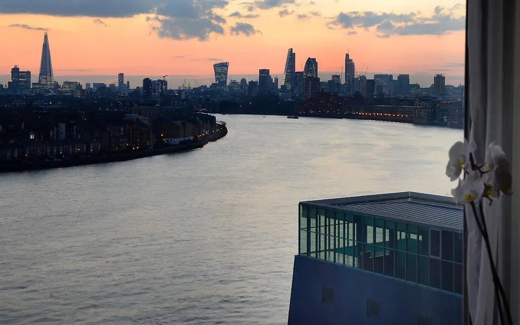 Canary Riverside Plaza Hotel Londen 5*,  Verenigd Koninkrijk