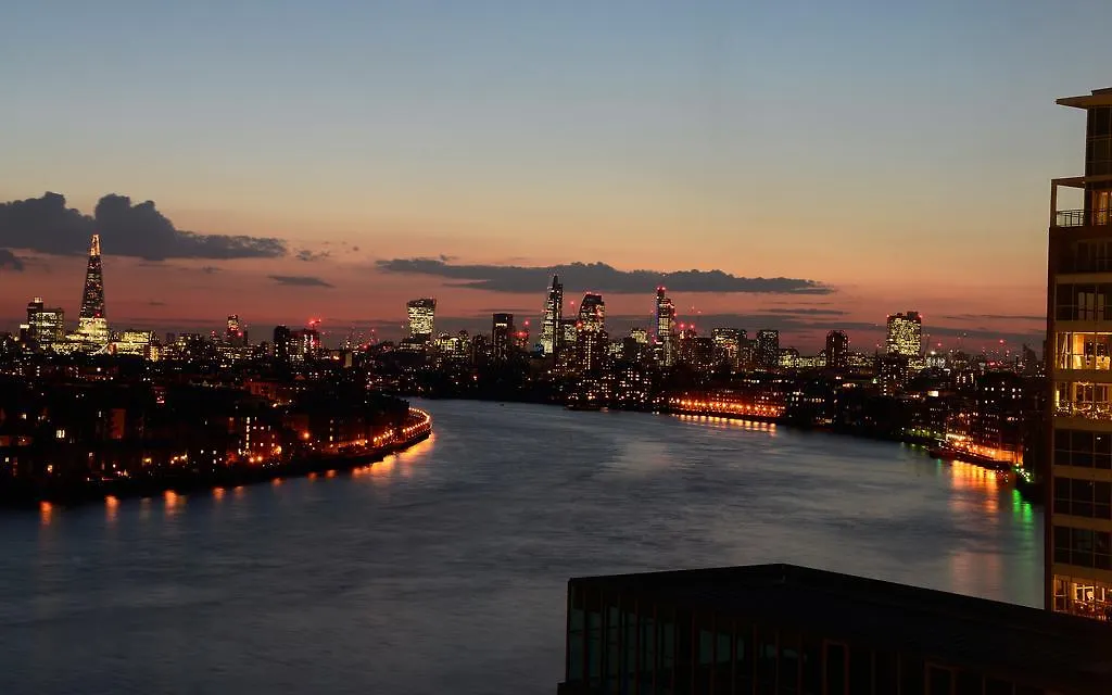 Canary Riverside Plaza Hotel Londen
