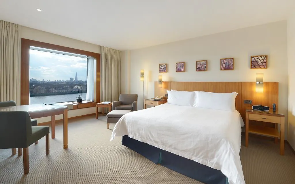 Canary Riverside Plaza Hotel Londen